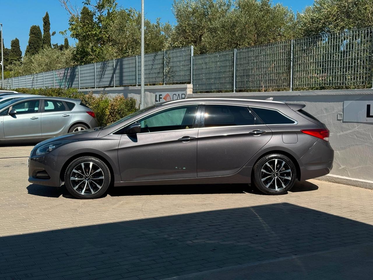 Hyundai i40 Wagon 1.6 CRDi DCT Business 136 cv