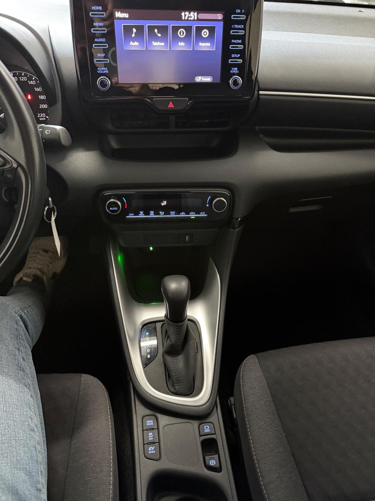 Toyota Yaris 1.5 Hybrid 5 porte Active aziendale