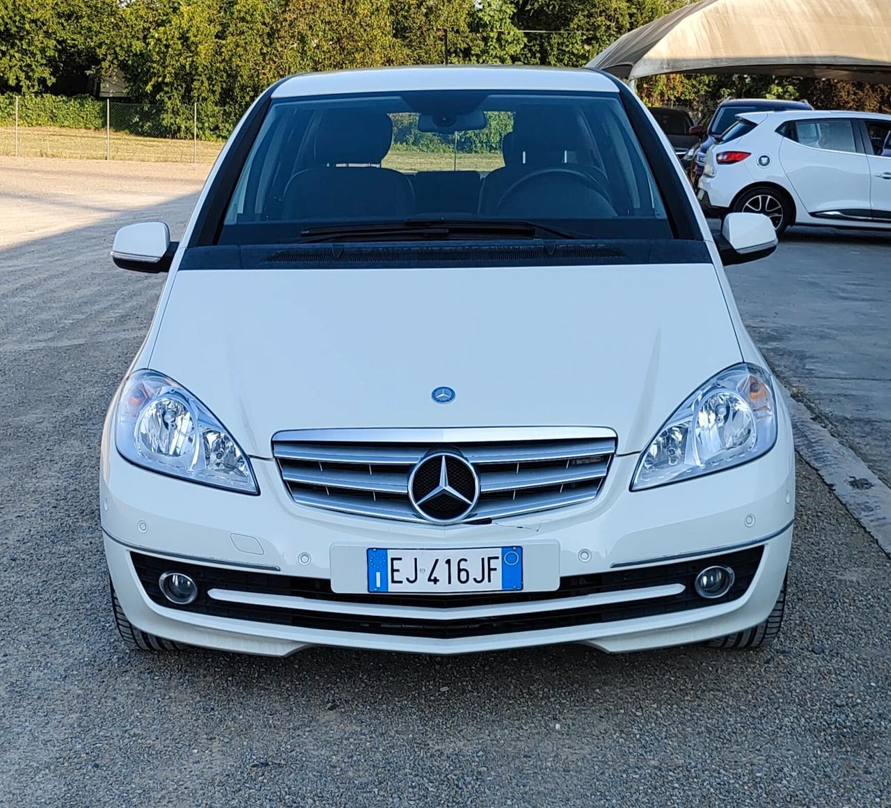 Mercedes-benz A 160 BlueEFFICIENCY Coupé Special Edition
