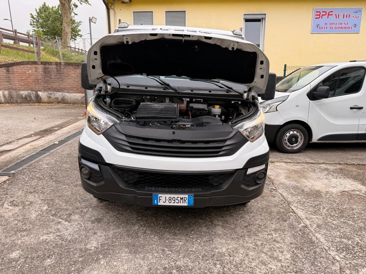 Iveco daily 35C15 (3.0) Cassone fisso IVA COMPRESA
