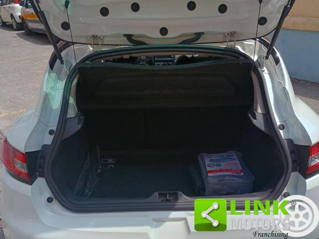 RENAULT Clio 1.6 T 200CV EDC 5 porte Monaco GP