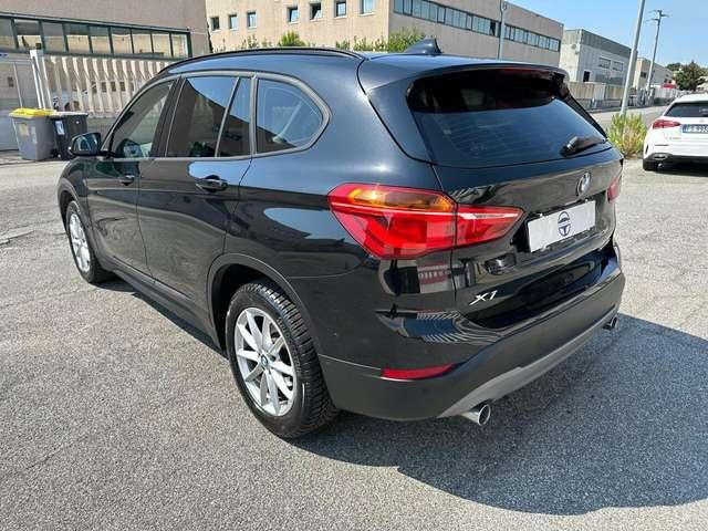 BMW X1 sDrive18d Business Aut. 150cv