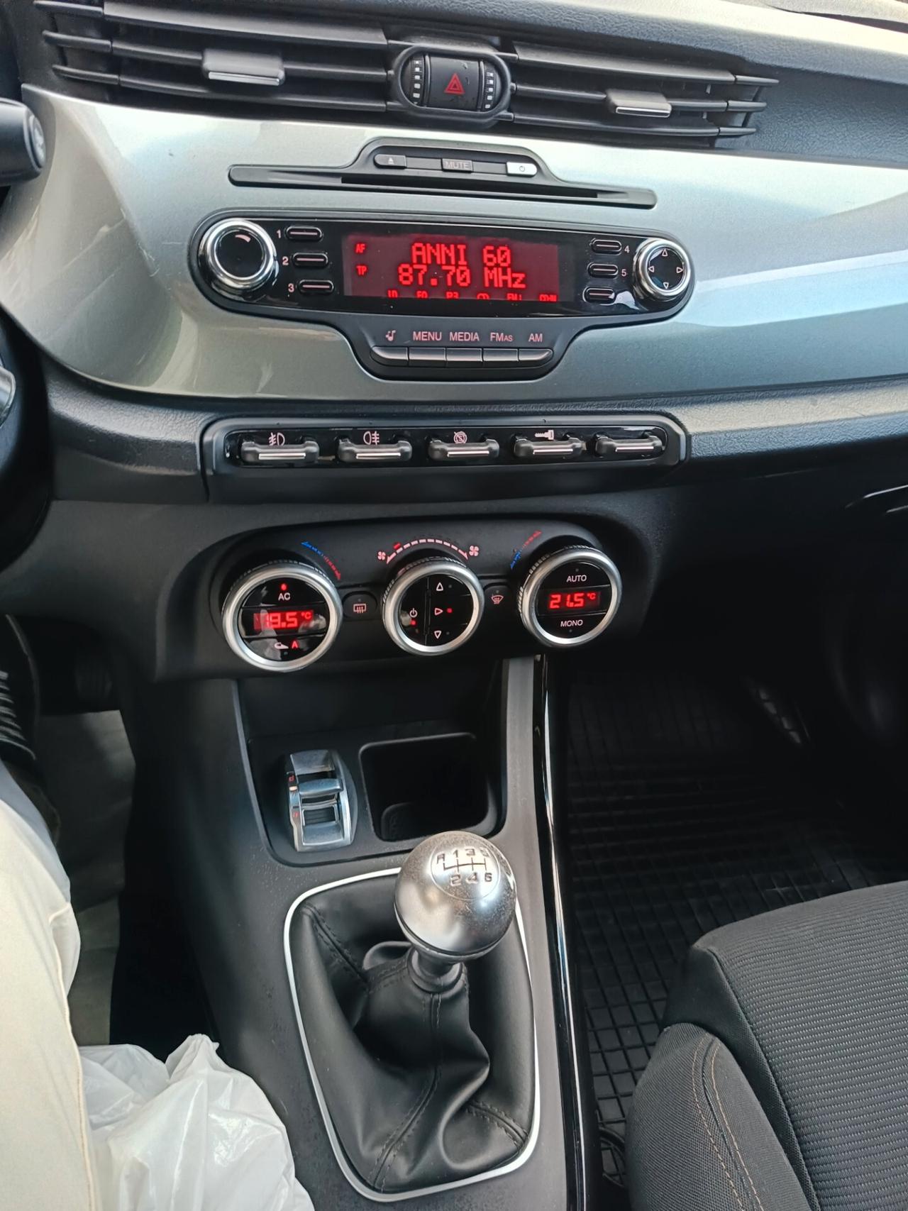 Alfa Romeo Giulietta 1.6 JTDm-2 105 CV Progression