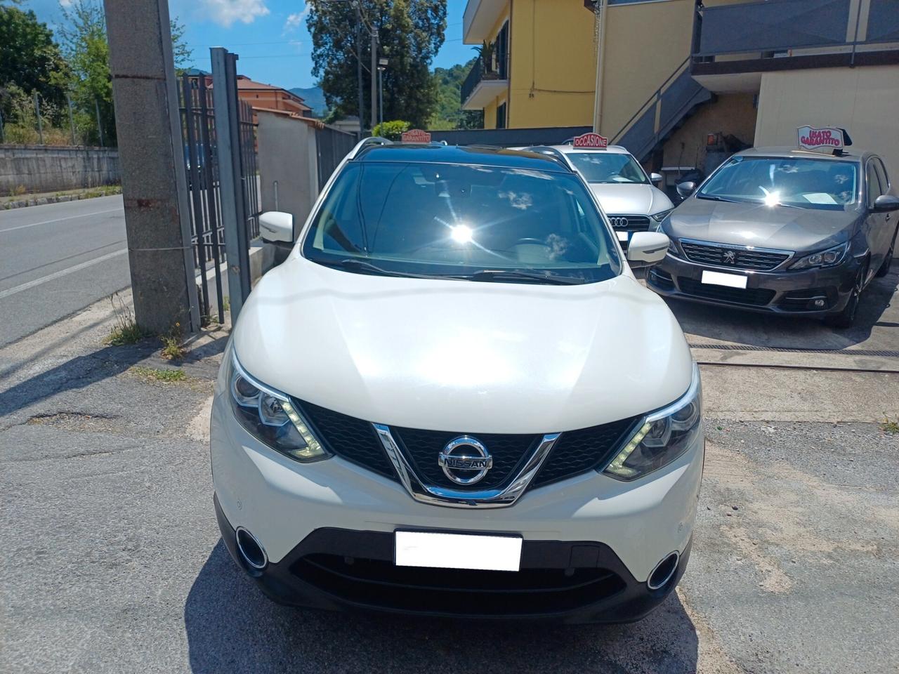 Nissan Qashqai 1.5 dCi Tekna Tetto Panoramico