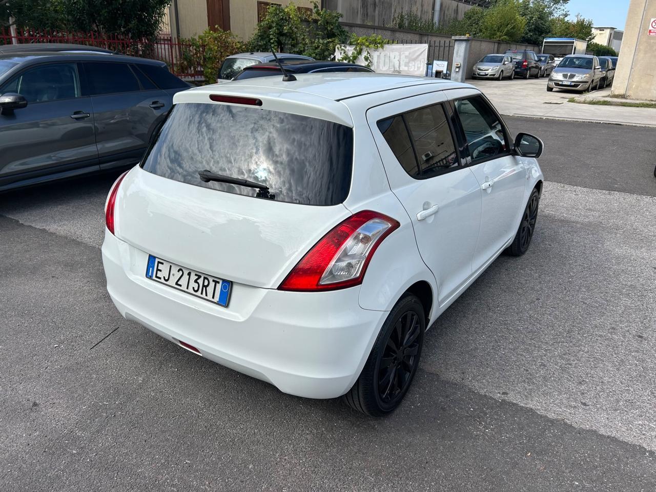 Suzuki Swift 1.2 VVt 95cv 5porte Gl top