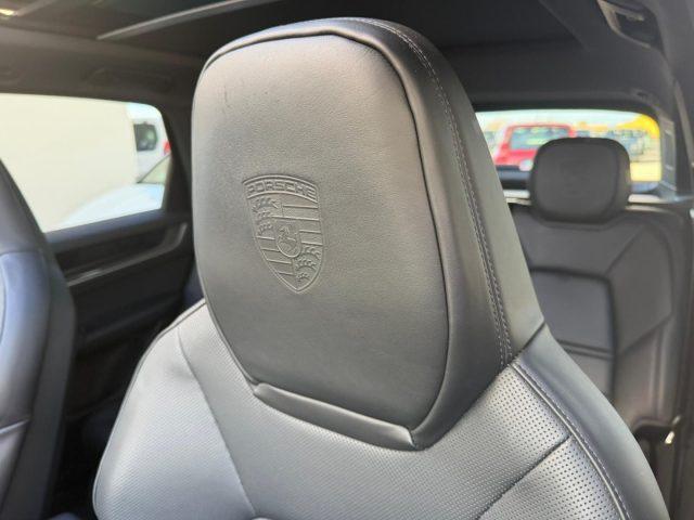 PORSCHE Cayenne 3.0 V6 E-Hybrid