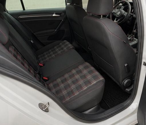 Volkswagen Golf GTI Performance 2.0 245 CV TSI DSG 5p. BMT