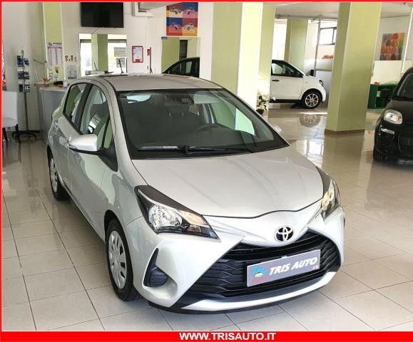 TOYOTA Yaris 1.0 5p. SOLO 9.000 KM!!! NEOPATENTATI (AVVISO DI DISTANZA+AVVISO SUPERAMENTO CORSIA)