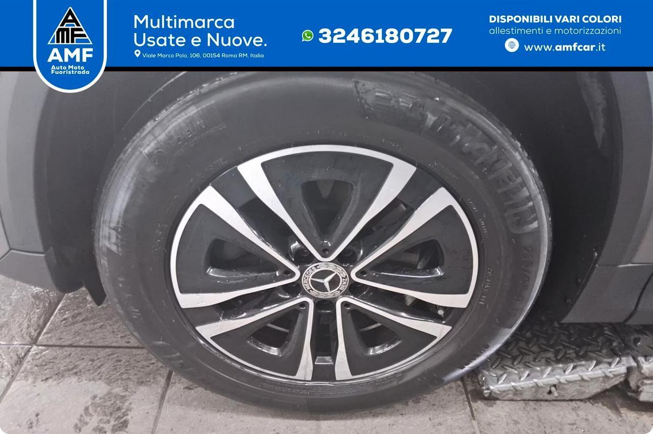 Mercedes-Benz GLA 180 d Style Navi LED MBUX RFK T-Leather Sport