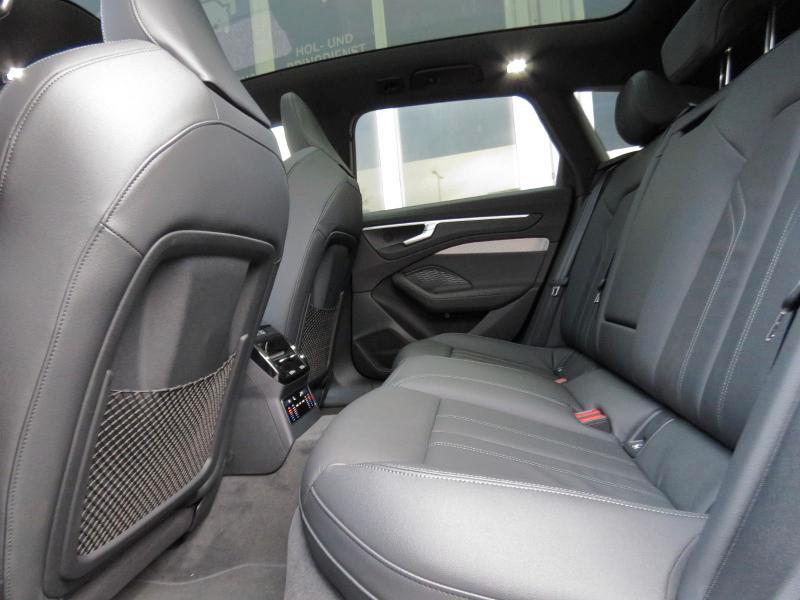 Audi A6 Avant 2.0 tdi mhev + S line edition 204cv s-tronic