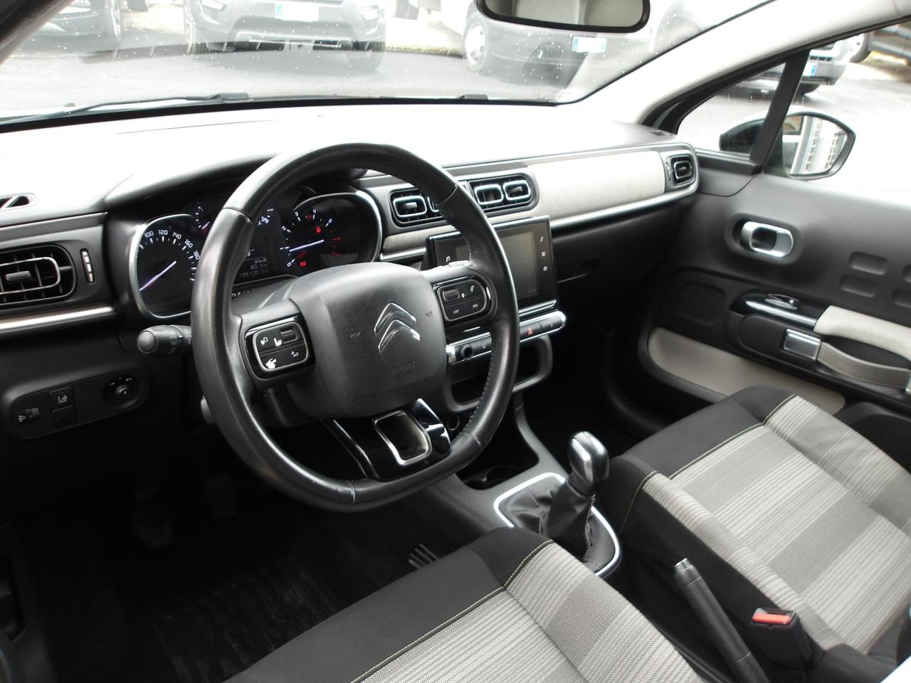 Citroen C3 1.2 puretech Shine 82cv