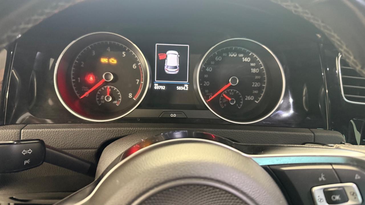 Volkswagen Golf 1.0 TSI 115 CV 5p. Sport R LINE