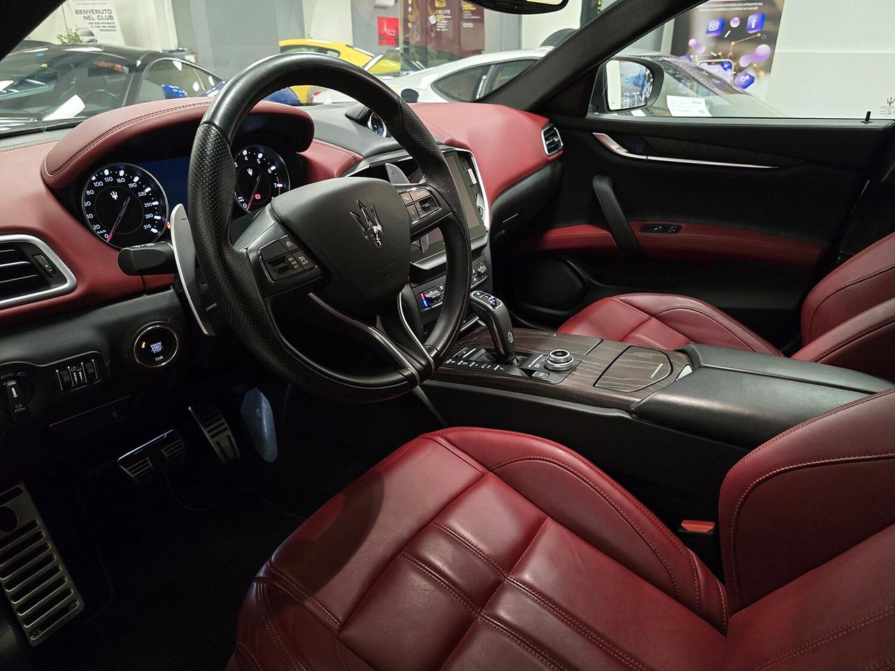 MASERATI GHIBLI GRANSPORT SOFT CLOSE_FULL LED_TETTO_PALETTE F1!!
