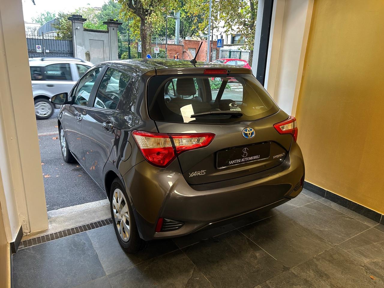 Toyota Yaris 1.5 HYBRID 5p Trend Grey Edition SOLO 47.000KM!!!