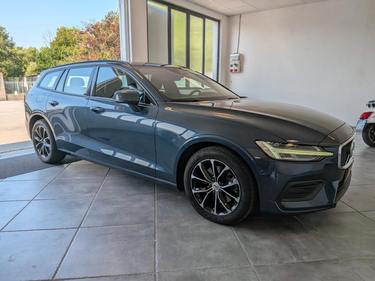 VOLVO V60 2.0 B4