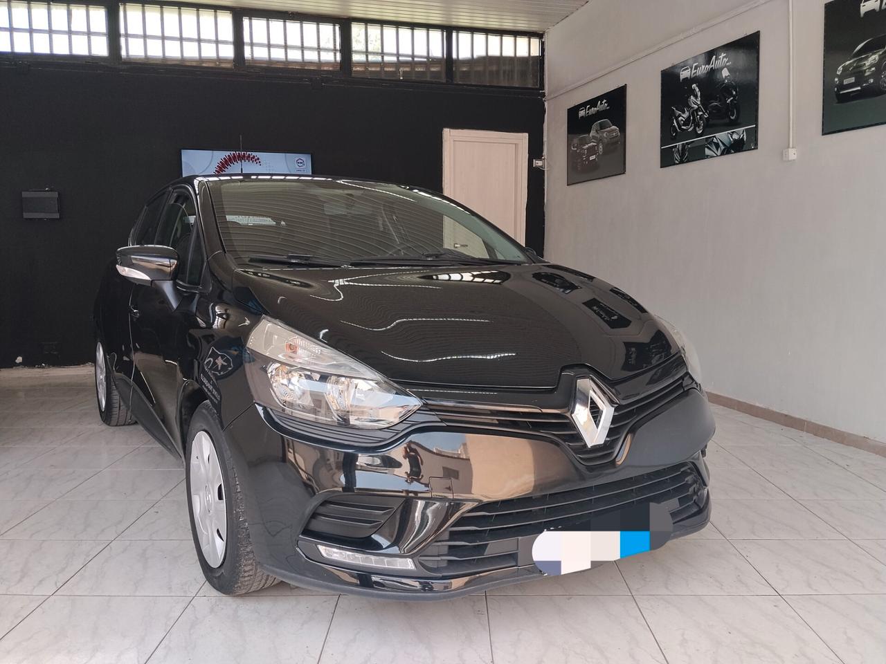 Renault Clio 1.5 diesel 2018 CON GARANZIA