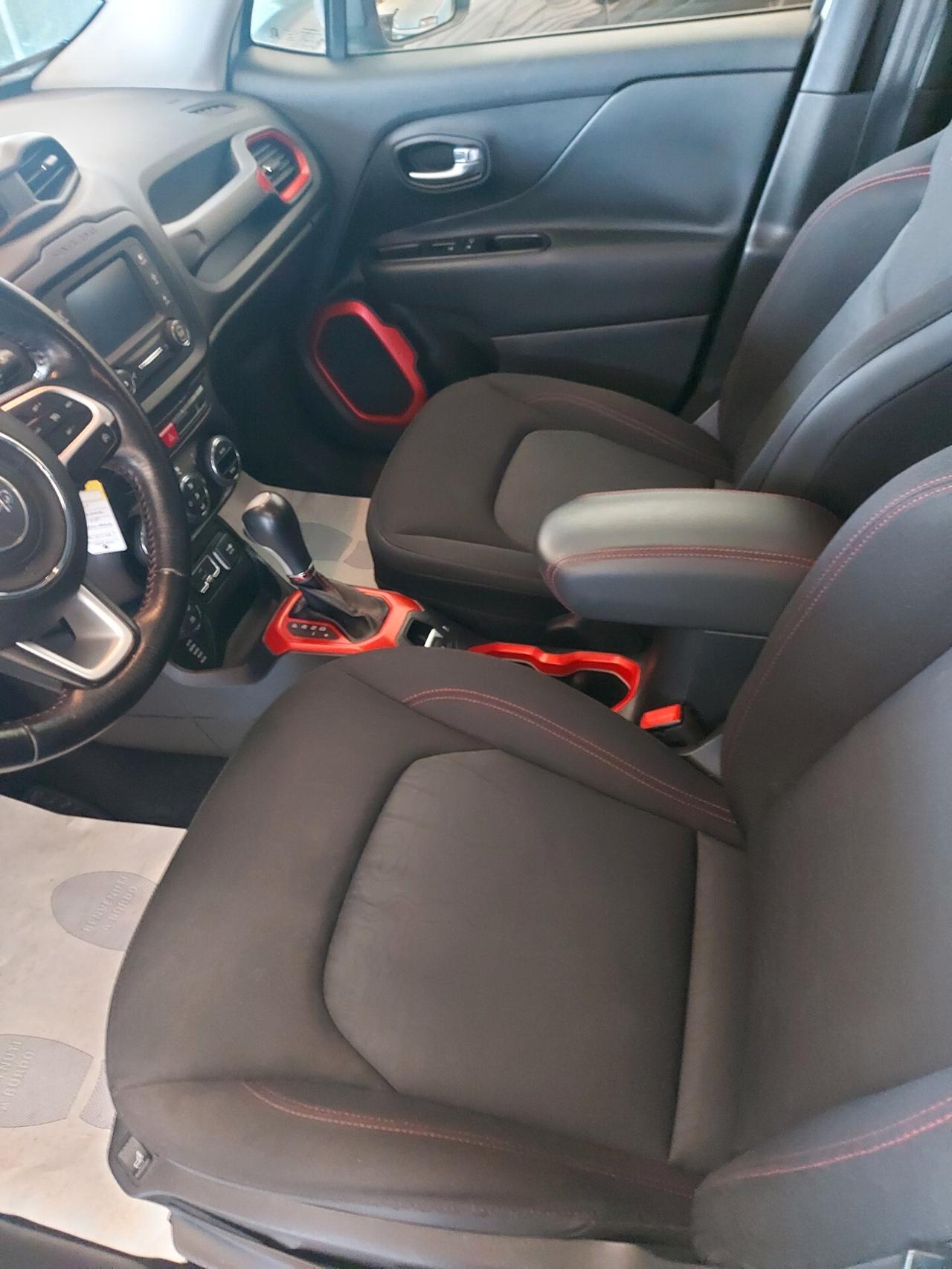 Jeep Renegade 2.0 Mjt 170CV 4WD Active Drive Low Trailhawk