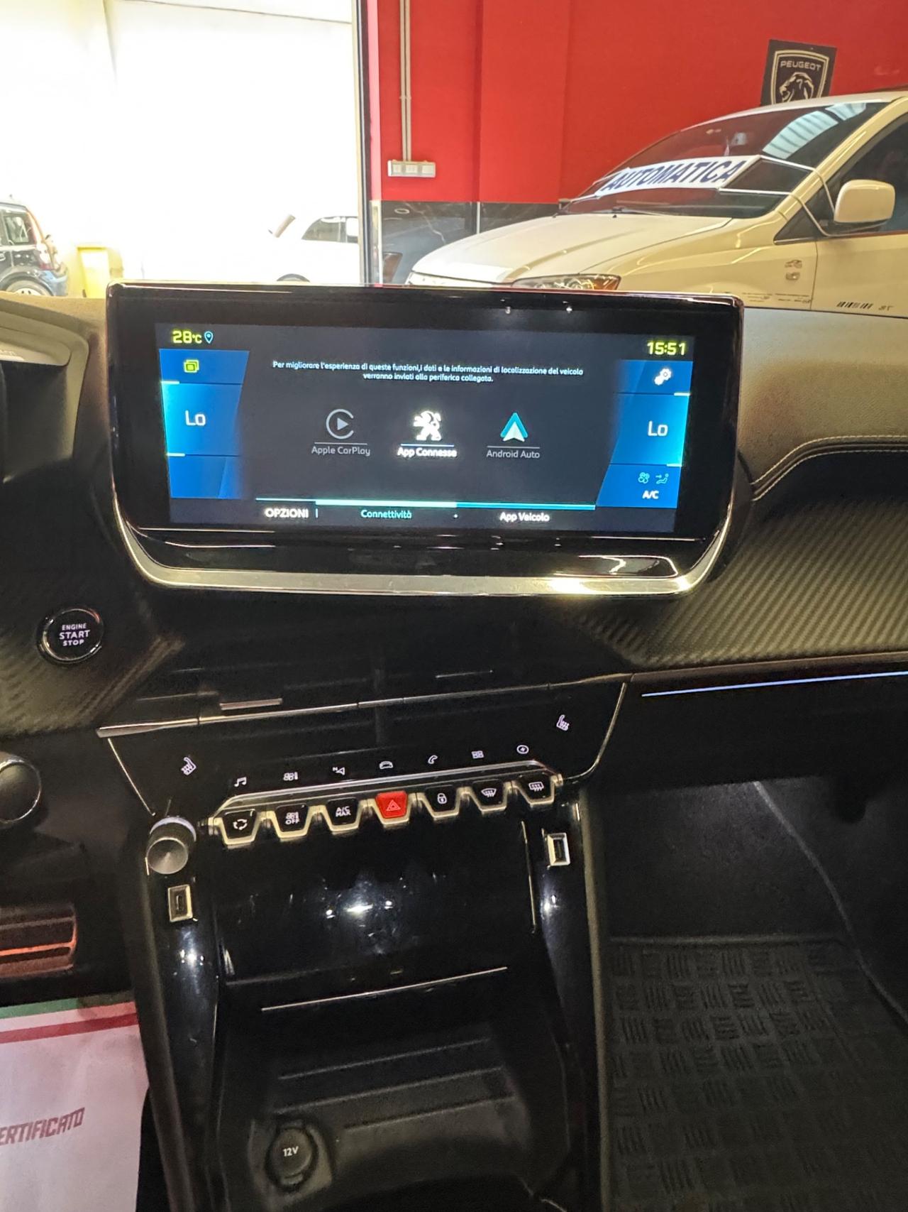 Peugeot 208 motore elettrico 136 CV 5 porte GT Pack