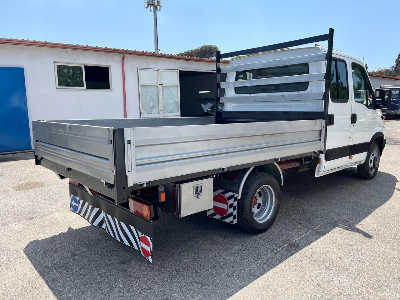 Iveco Daily 35 c 9-2.8 tdi-doppia cab.cass fisso-2003