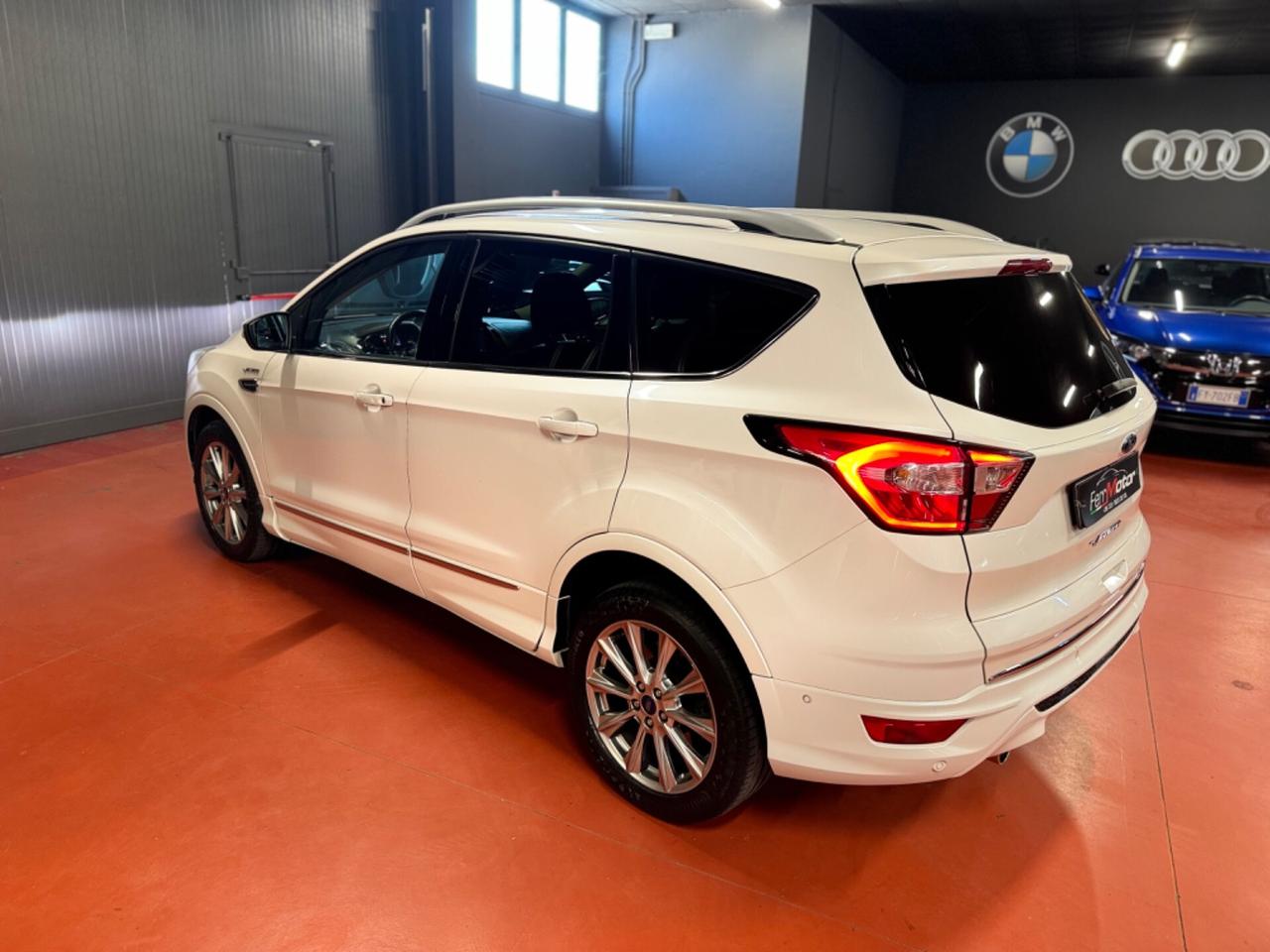 FORD KUGA VIGNALE 2.0 Tdci 150cv AWD BIANCO PERLATO FULL