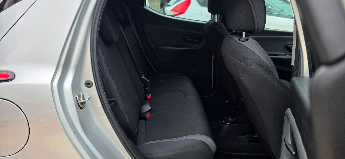 LANCIA Ypsilon 1.2 69 CV 5p. GPL Ecochic Silver