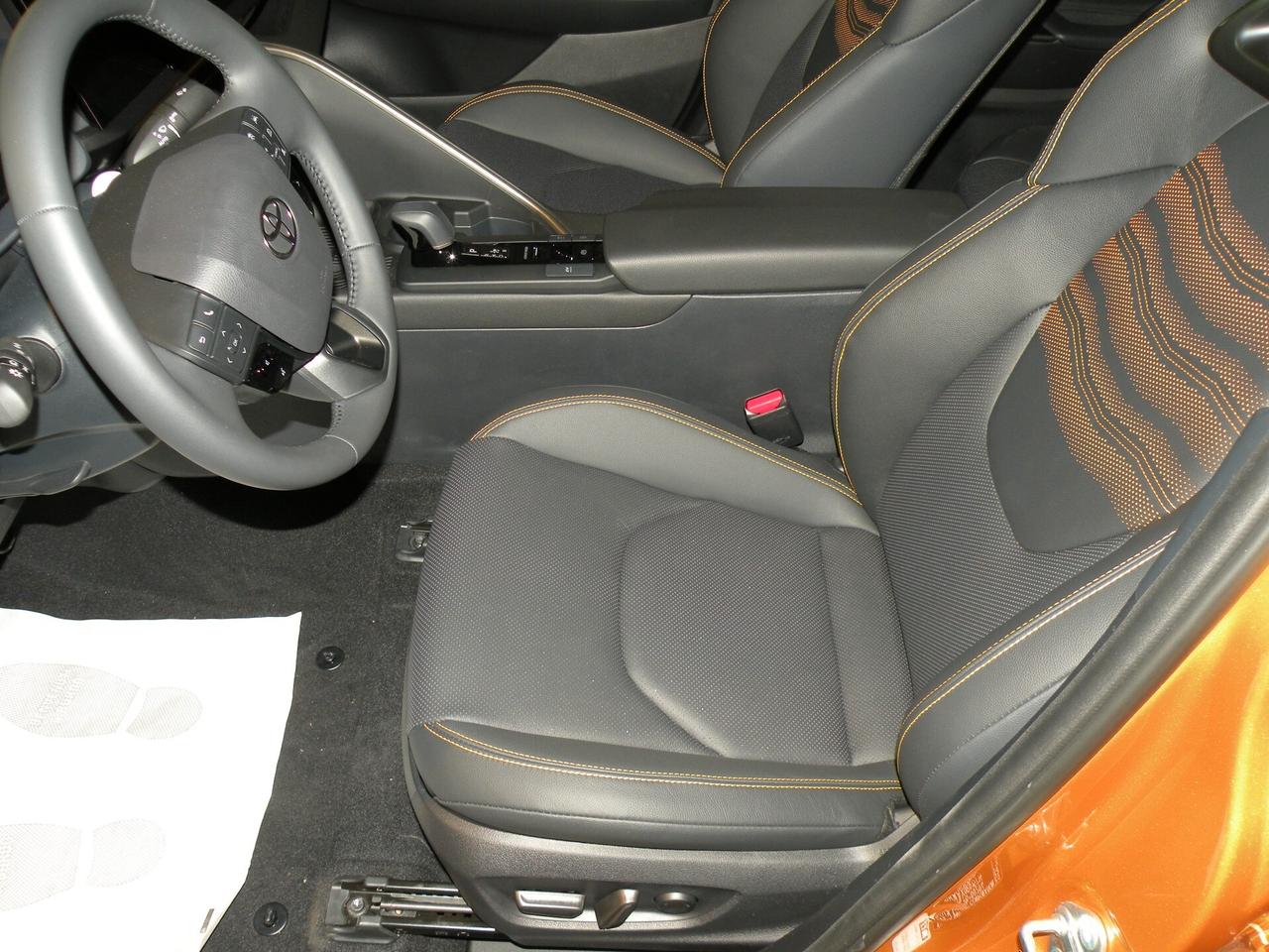 Toyota C-HR 2.0 Hybrid E-CVT Lounge