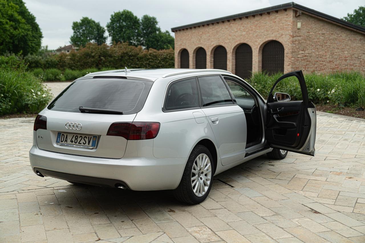 Audi A6 V6 2.7 - AUD00025