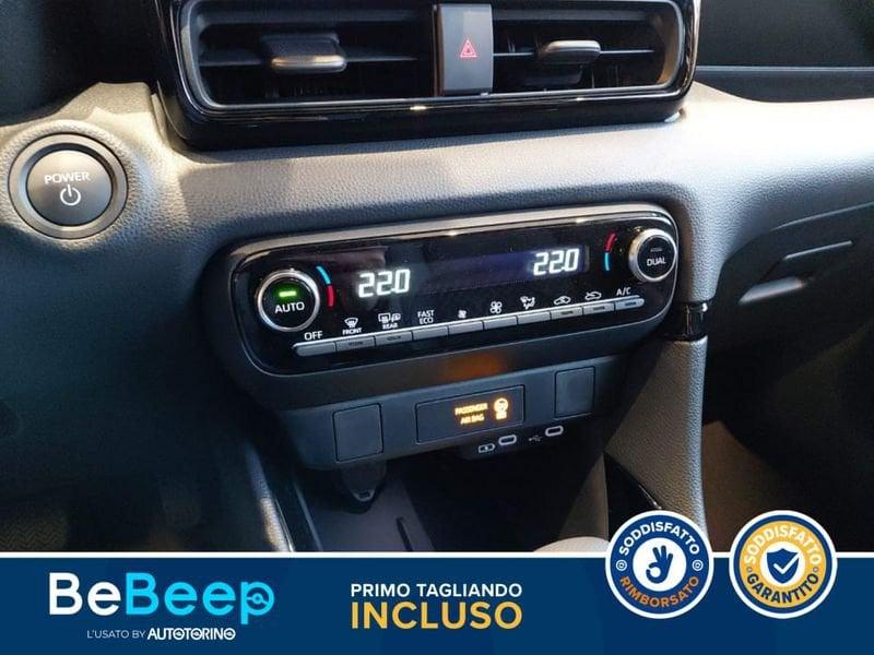 Toyota Yaris 1.5H 130 LOUNGE