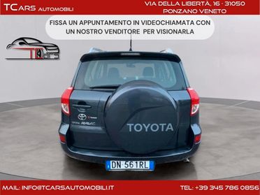 TOYOTA RAV4 2.2 DIESEL - 4x4 - GARANZIA TCARS
