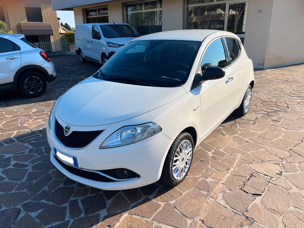 Lancia Ypsilon 1.3 MJT 16V 95 CV 5 porte S&S Gold