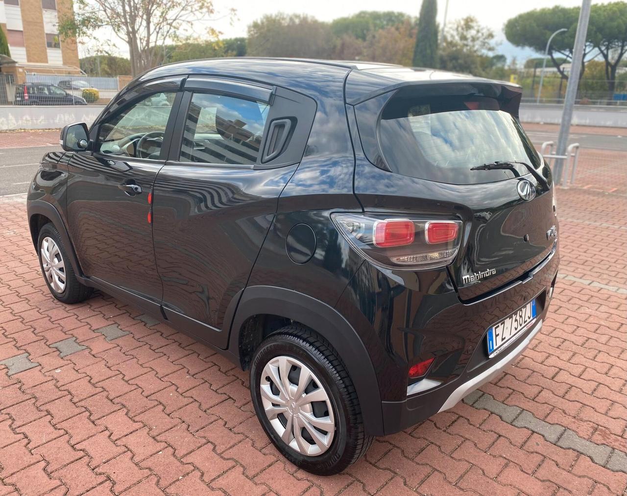 MAHINDRA KUV 100 FULL OPTIONAL 1.2cc