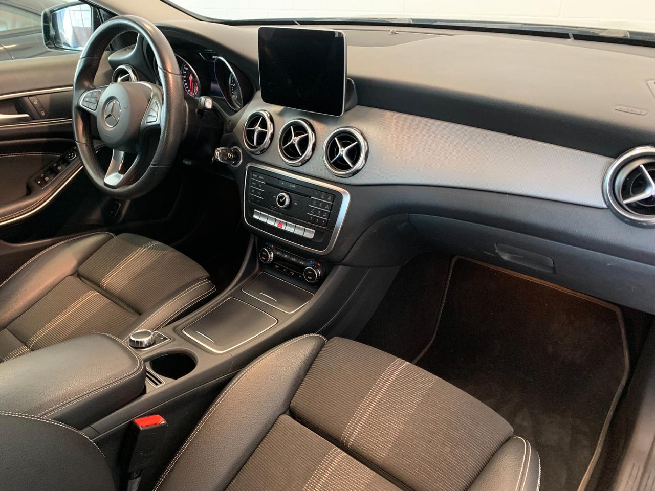 Mercedes-benz GLA 200 220 d Automatic Sport