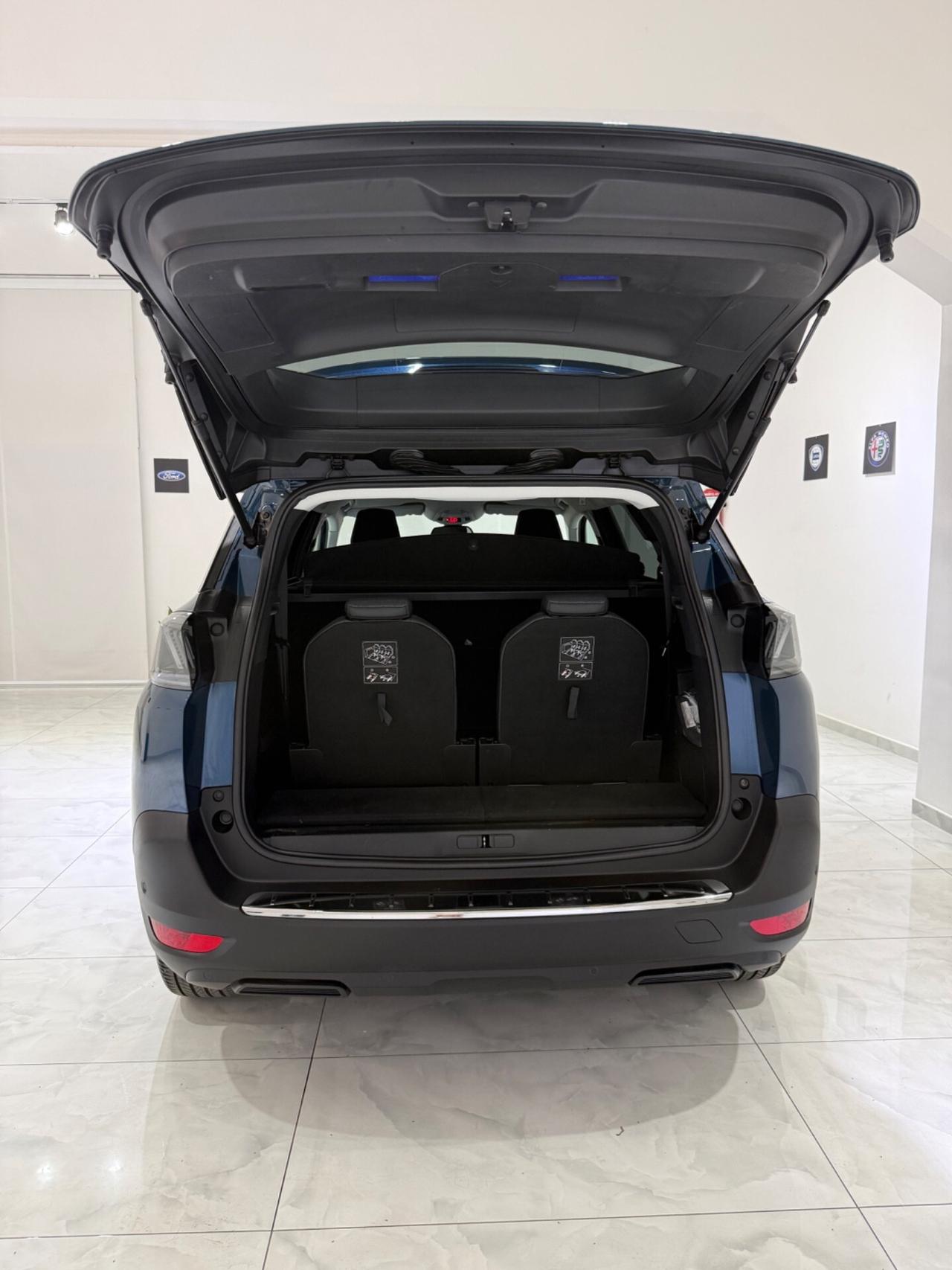 PEUGEOT 5008 ALLURE PACK UNICO PROPRIETARIO CON IVA ESPOSTA