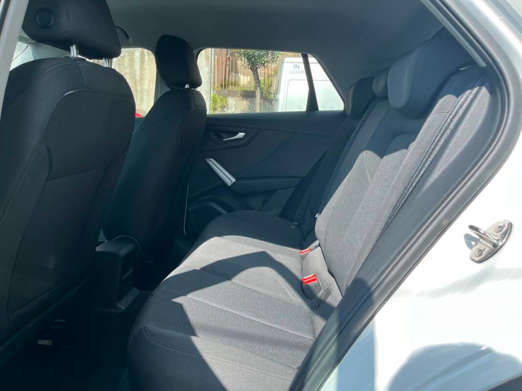 Audi Q2 30 1.6 tdi Business S-Tronic 116CV