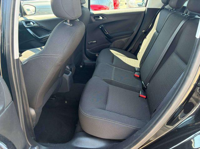 PEUGEOT 208 208 I 5p 1.2 puretech Access 82cv