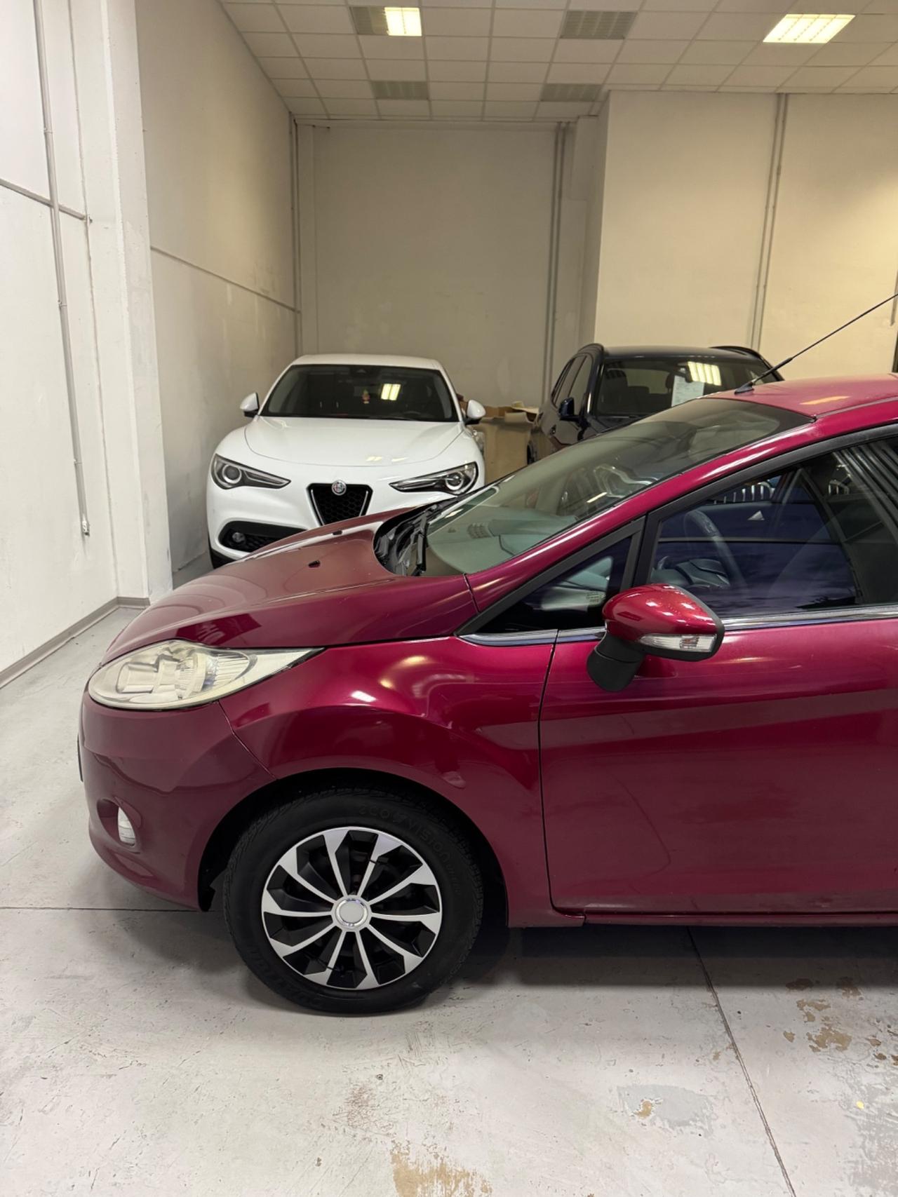 Ford Fiesta 1.6 TDCi 90CV 5 porte DPF Titanium