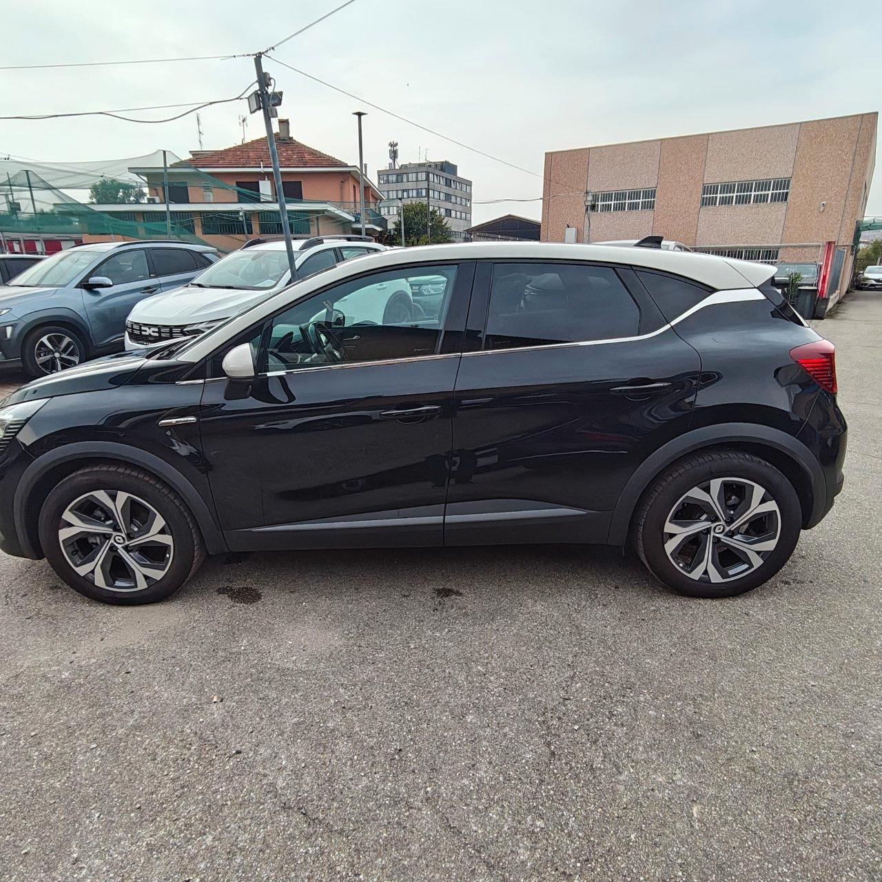 Renault Captur 1.6 E-Tech hybrid RS Line 145cv auto