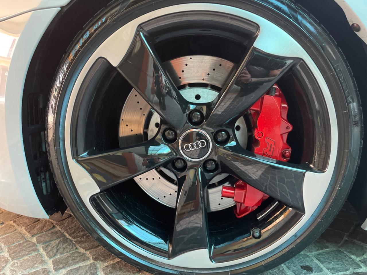 Audi R8 Spyder 5.2 V10 FSI quattro R tronic