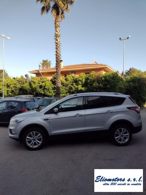 FORD - Kuga - 1.5 TDCI 120CV S&S 2WD P. Tit. Bus.