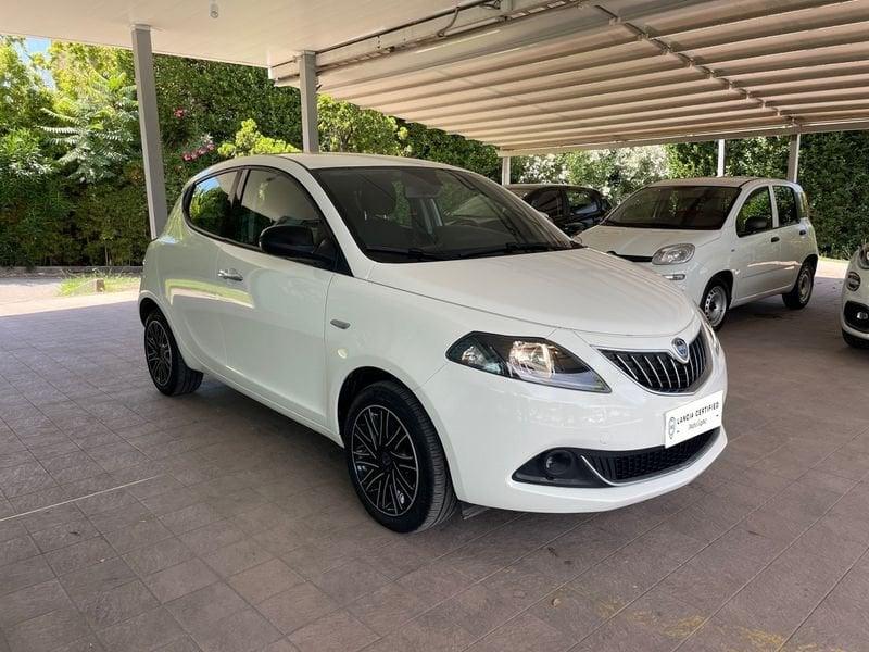 Lancia Ypsilon 1.0 FireFly 70cv S&S Hybrid GOLD