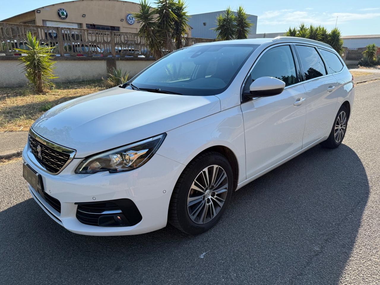 Peugeot 308 BlueHDi 130 S&S EAT8 SW Allure