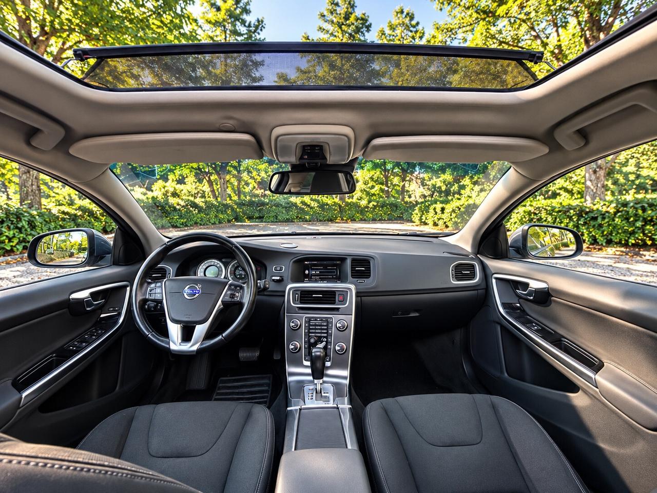 Volvo V60 D5 AWD Geartronic Summum 215 CV – Automatica 4x4 Tetto Apribile