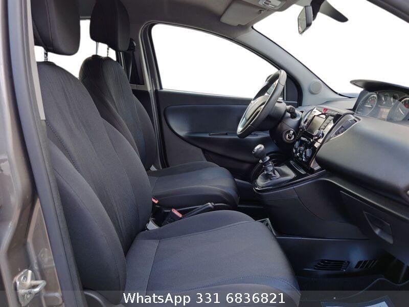 Lancia Ypsilon Ypsilon 1.0 FireFly 5 porte S&S Hybrid Ecochic Gold