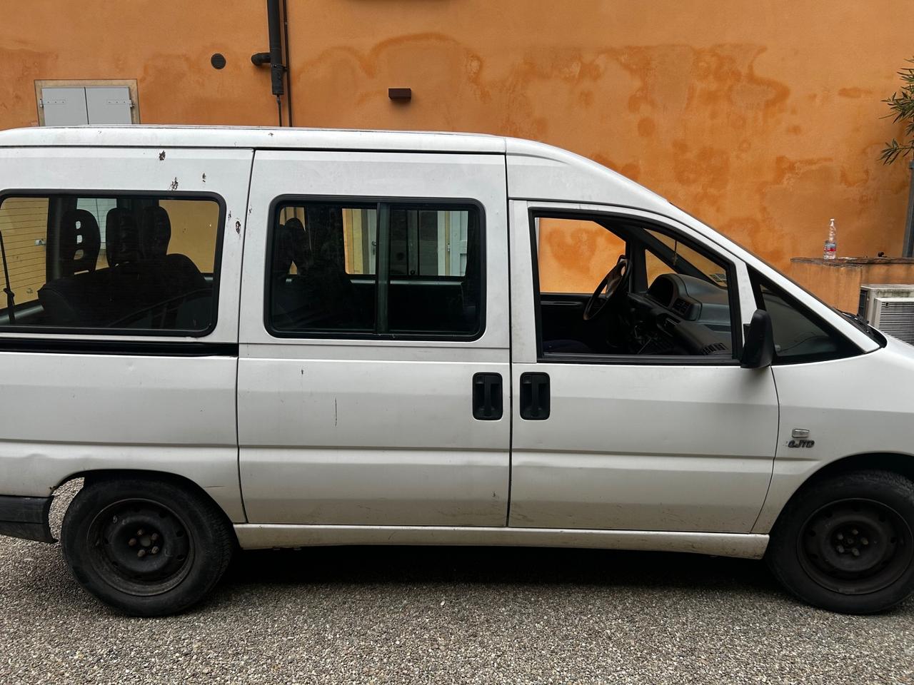 Fiat Scudo 2.0 JTD (94 CV) Combi 9 posti EL