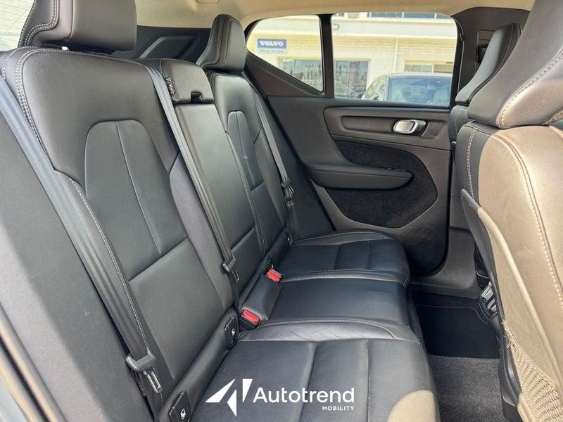 Volvo XC40 D3 150 CV Automatica NAVI LED Momentum