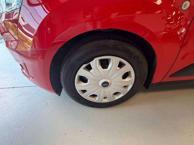 FORD Transit Connect iva esposta zero vincoli di finanziamento