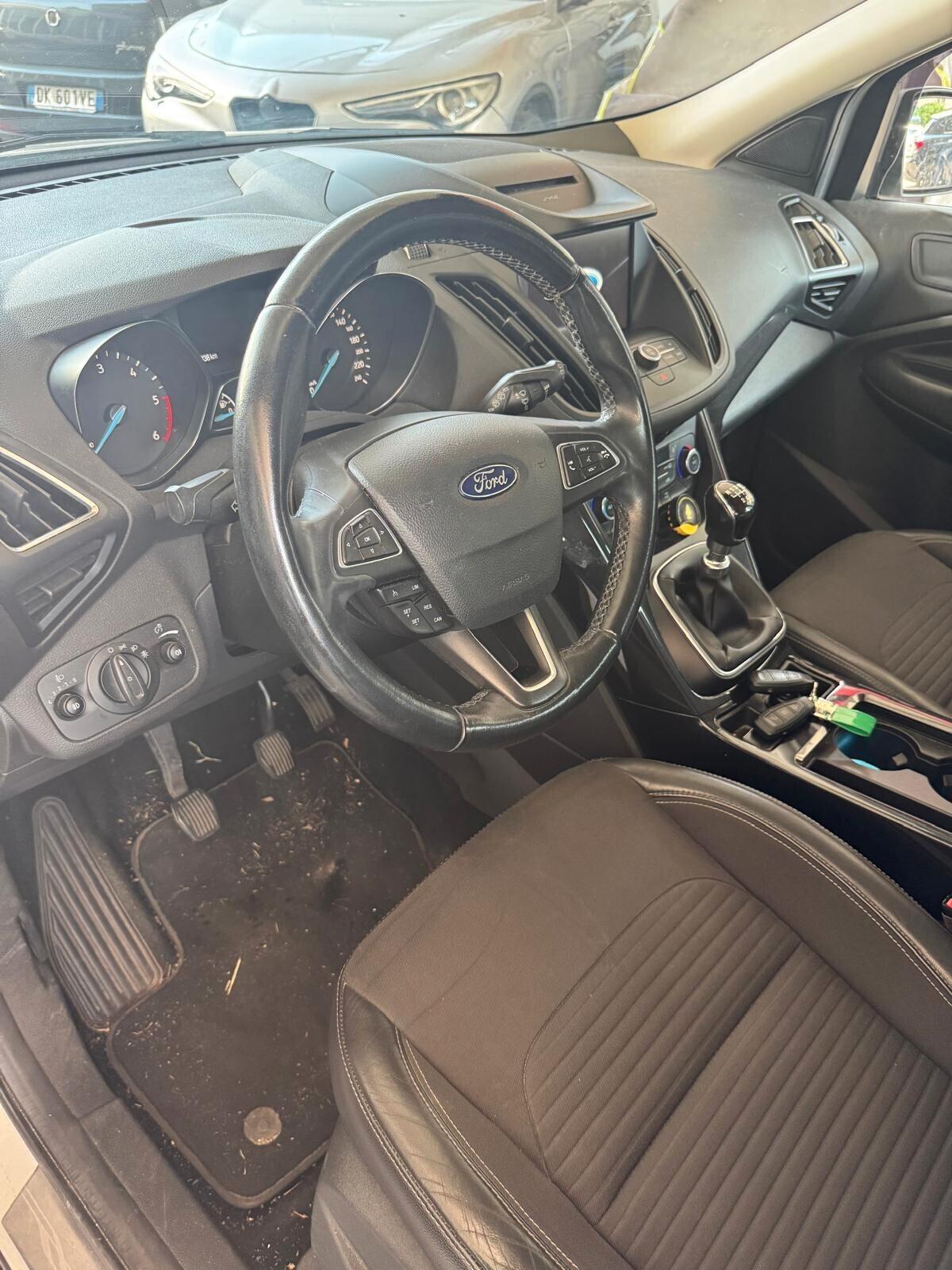 Ford Kuga 2.0 TDCI 150 CV S&S 4WD Powershift Business