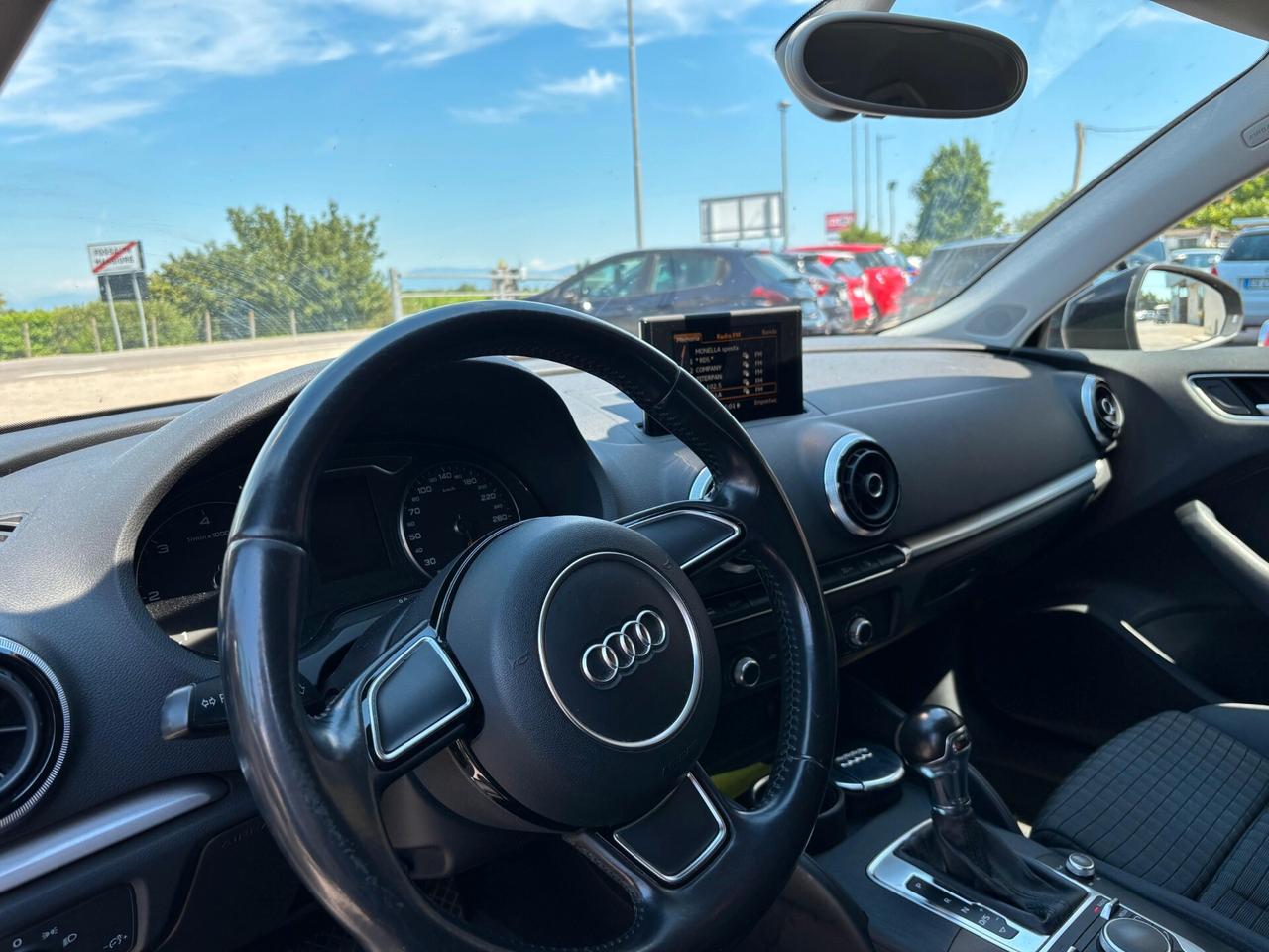 Audi A3 1.6 Diesel Cambio Automatico Neopatentati