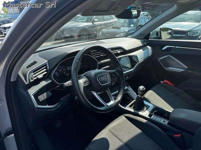 AUDI Q3 35 2.0 tdi Business Advanced quattro - FZ744NJ