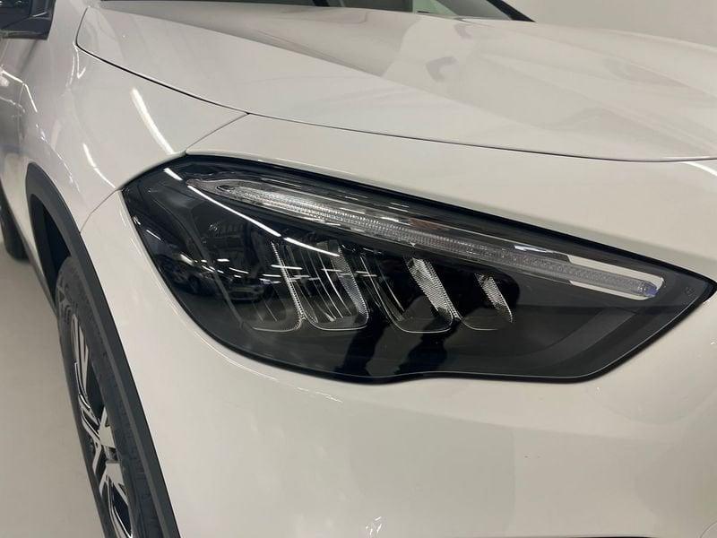 Mercedes-Benz GLA 180 d Automatic Business Extra